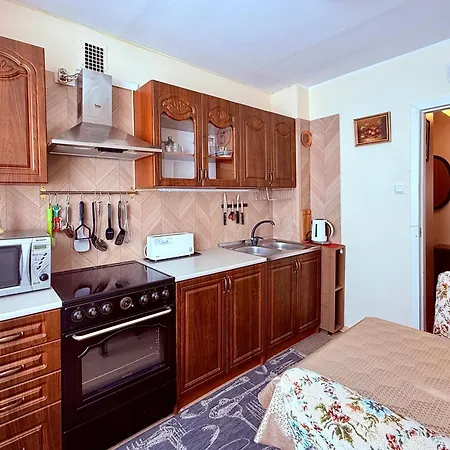 Kadriorg, - Minimum 2 Nights *