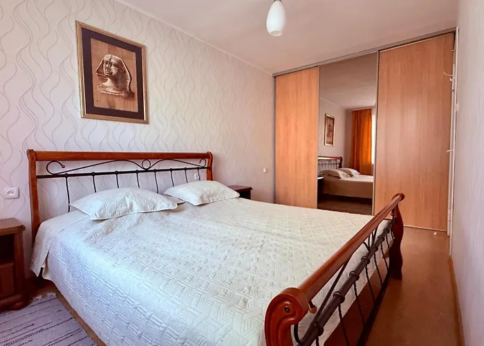 Kadriorg, Apartment *